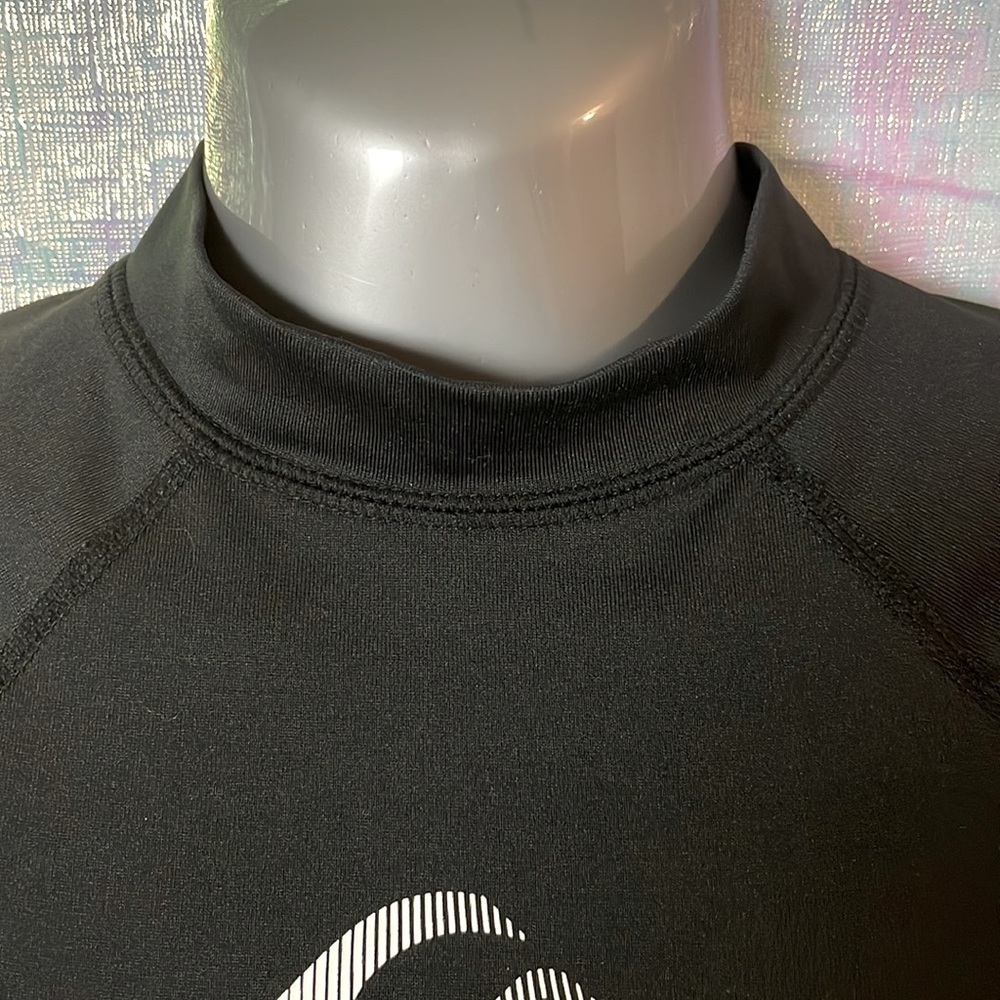 Unisex Kida Rash Guard - Picture 3 of 7